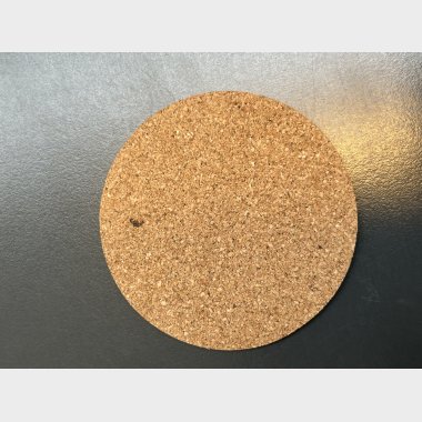 Drikkebrikker og bordskåner i Kork